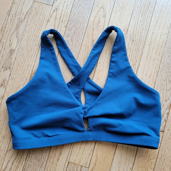 Fabletics Caribbean Blue Oasis Twist-Front Sports Bra XL - Picture 1 of 9